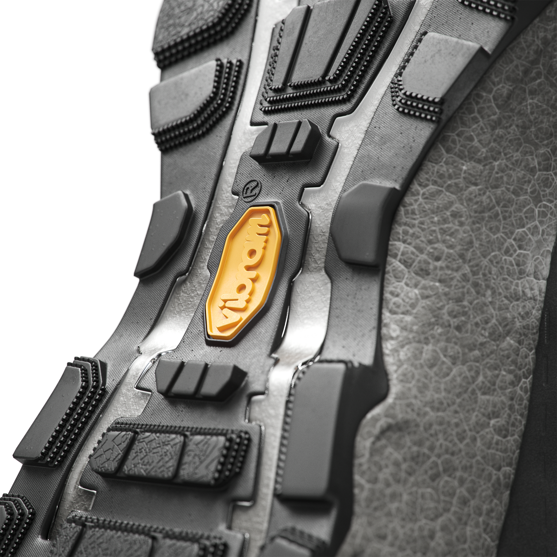 Vapor 3 GTX High Solid gear